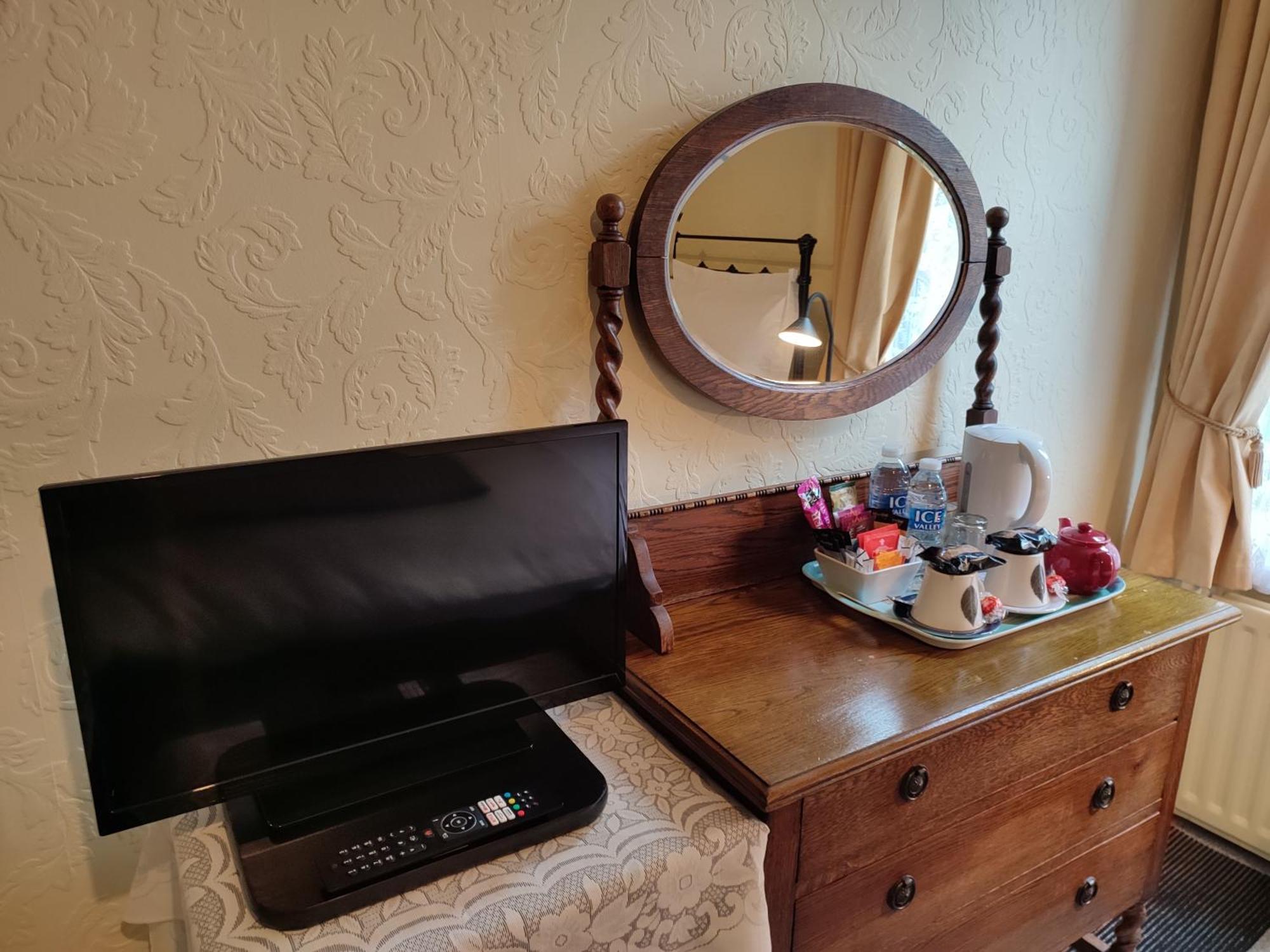 Deluxe Double Room,1671881025:JPEG