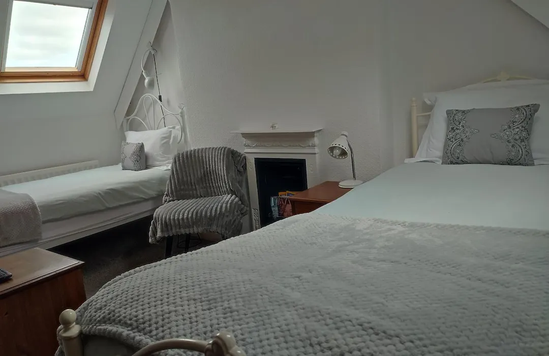 Anton Guest House Bed And Breakfast-1